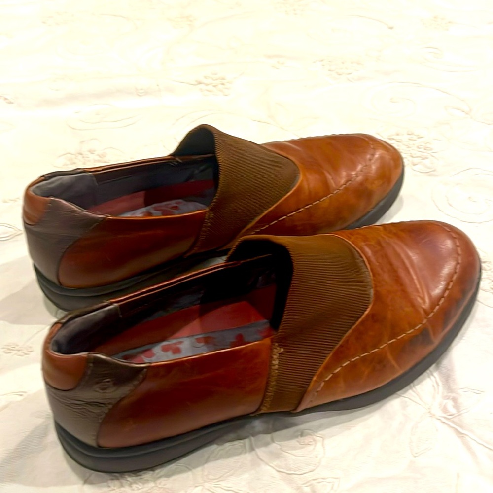 Aragon New Balance shoes